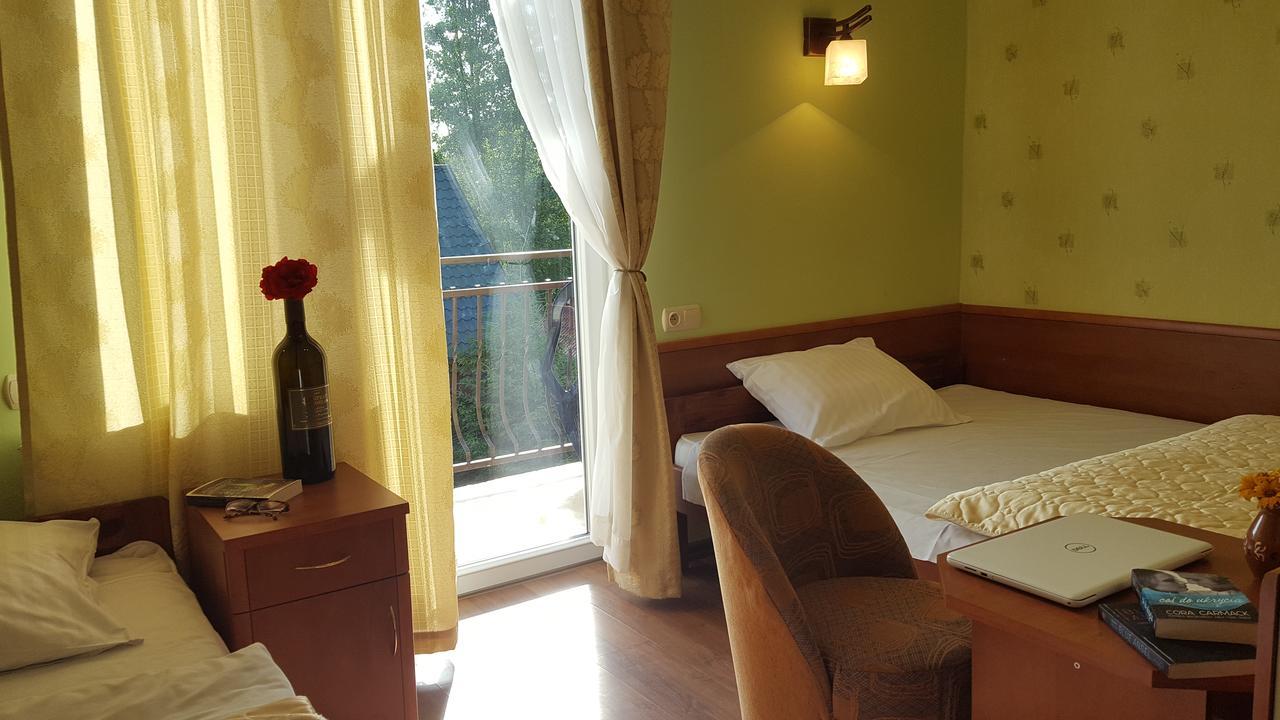 Gosciniec Kukle Bed & Breakfast Ngoại thất bức ảnh